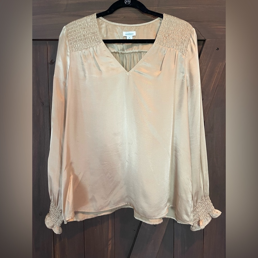 SUNDANCE Gold/Champagne Silk V-neck Blouse, Size Medium